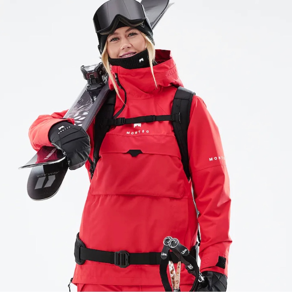 Montec Dune a 21 ski/snowboard jacket